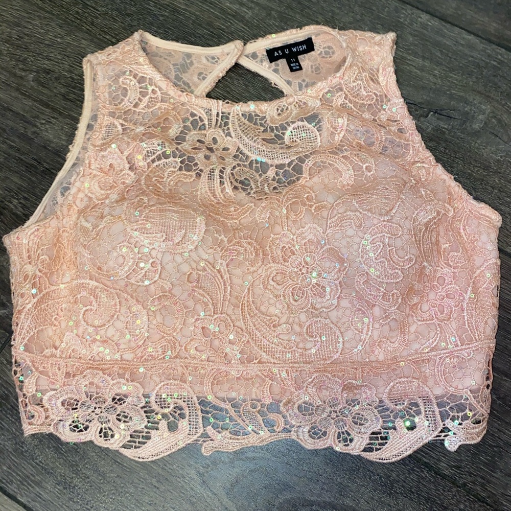 Two piece light pink outfit